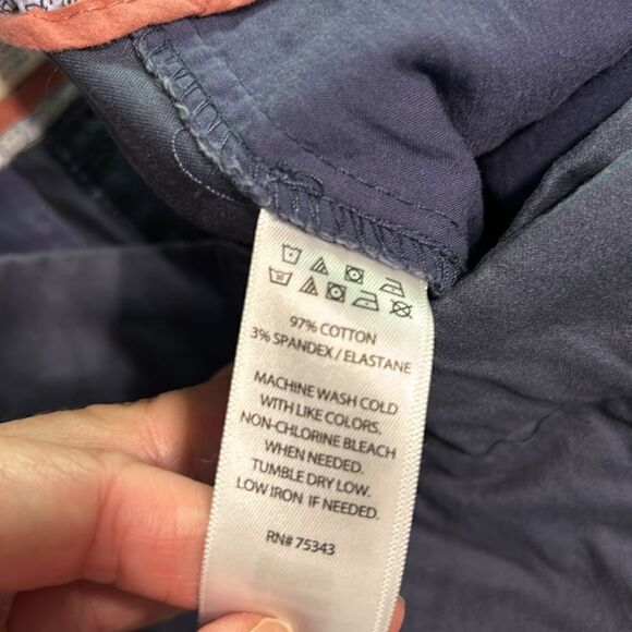 Cambridge Dry Goods shorts size 4 - Picture 3 of 7